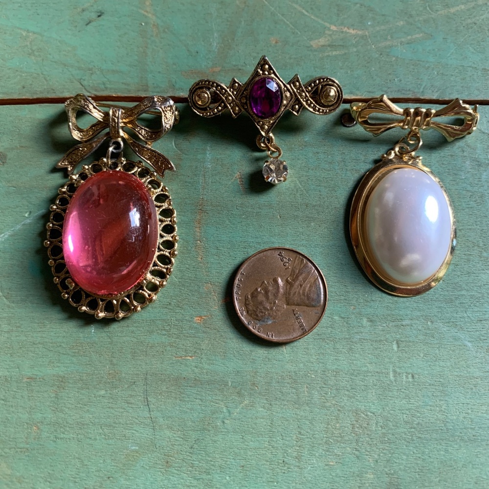 Vintage Victorian Style Pin Lot - Stocking Stuffer Gift - Sweetheart gift
